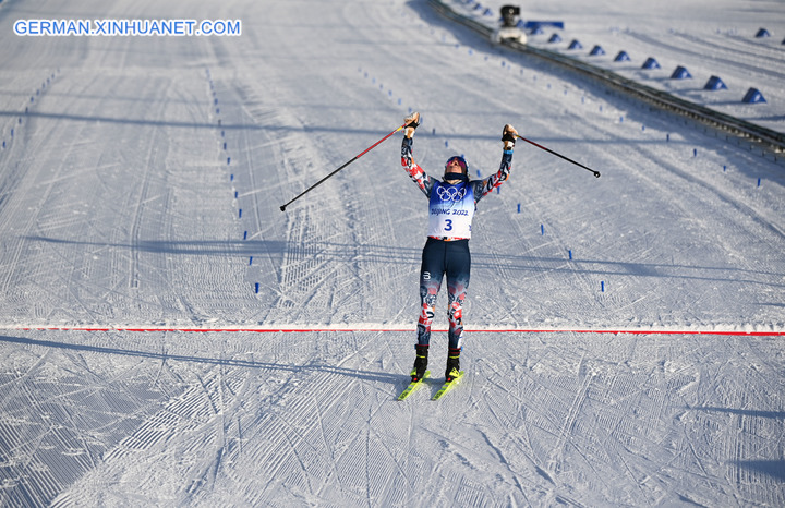 Fotoreportage: Skilangläuferin aus Norwegen gewinnt erste Goldmedaille bei Beijing 2022