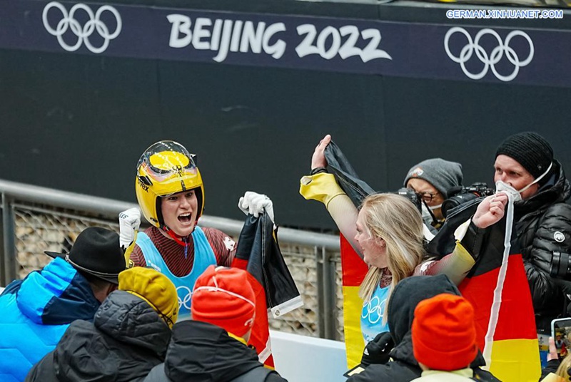 Natalie Geisenberger aus Deutschland gewinnt Goldmedaille im Rennrodel-Einsitzer der Frauen