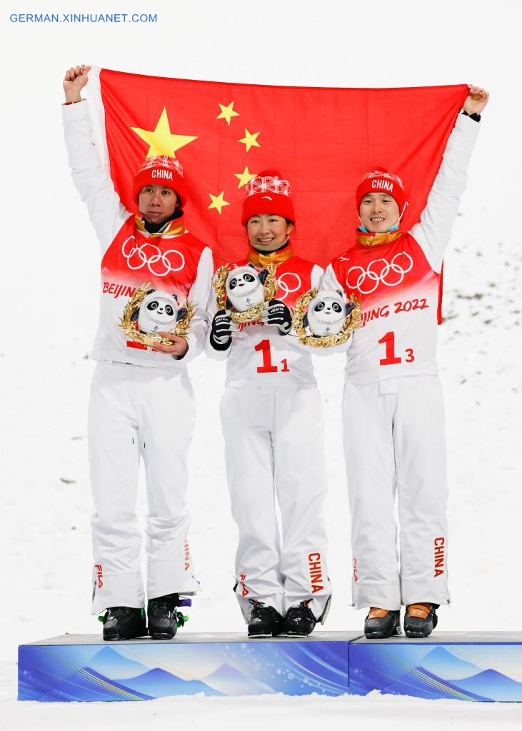 Mixed Team aus China sichert sich Silber in Freestyle-Skifahren Aerials