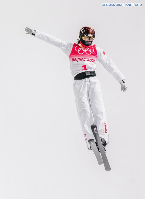 Xu Mengtao aus China holt Gold im Aerials-Wettbewerb der Ski-Freestylerinnen