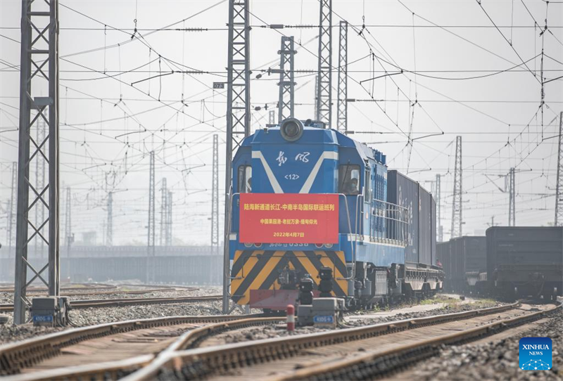 Neuer internationaler Land-See-Verkehrsdienst zur indo-chinesischen Halbinsel gestartet