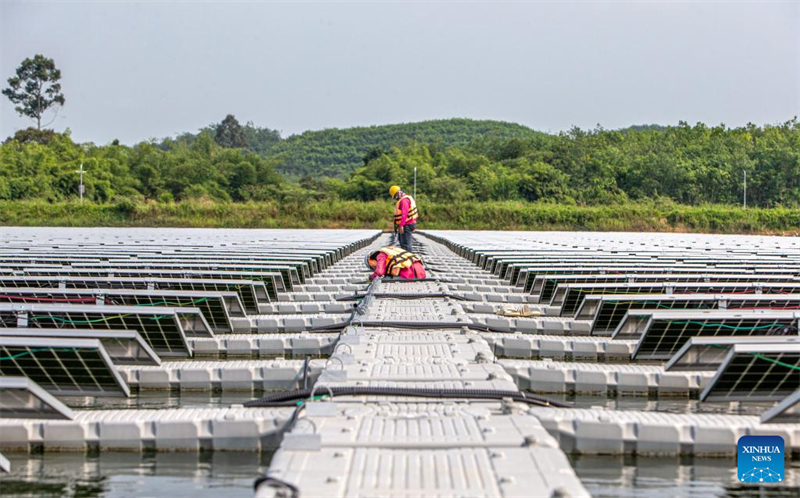 Huawei beteiligt sich an Bau schwimmender Solaranlage in Thailand