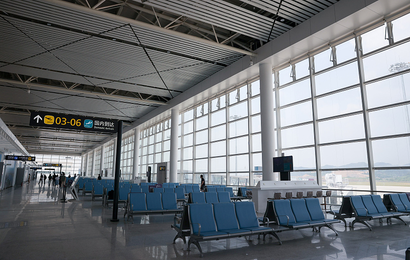 Chinas erster professioneller Frachtflughafen kurz vor Eröffnung