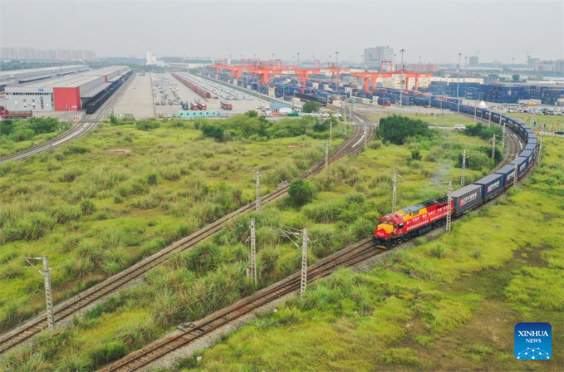 China-Europa-Güterzüge aus Chengdu und Chongqing verzeichnen 20.000 Fahrten