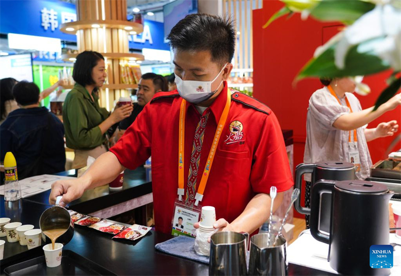 Die 3. China International Consumer Products Expo zieht Unternehmen aus den RCEP-Mitgliedsländern an