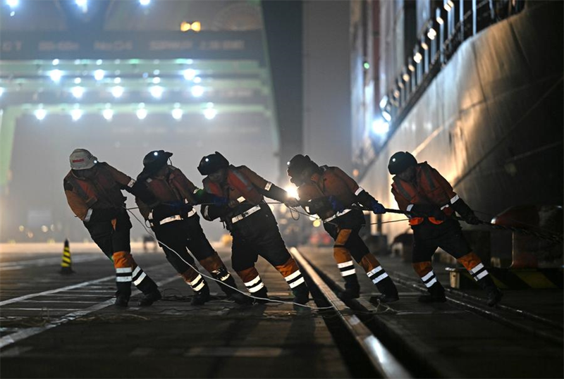 Hafen im chinesischen Tianjin eröffnet direkte Schiffverbindung für Kirschenimporte aus Chile