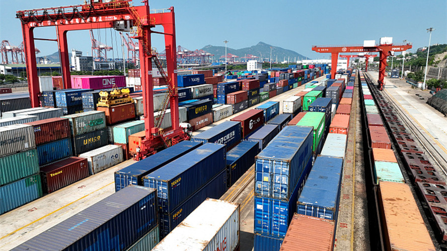 6.184 China-Europa-Expresszüge fahren von Januar bis April nach Europa                    6.184 Güterzüge des China-Europa-Express sind von Januar bis April 2024 von China nach Europa gefahren und haben dabei 675.000 TEU-Container mit Gütern transportiert.