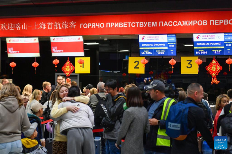 Shanghai startet Direktflüge nach Kasan kurz vor Ferienansturm