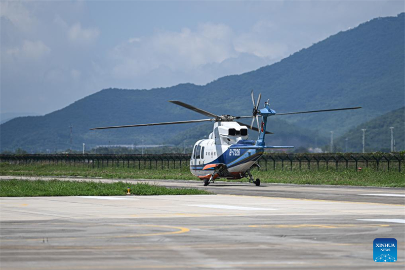 Erste Hubschrauber-Linienverbindung von Sanya nach Zhanjiang erfolgreich in Betrieb genommen