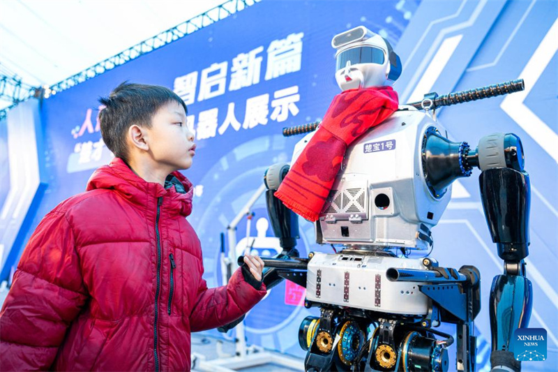 China präsentiert humanoide Roboter der „Chucai“-Serie