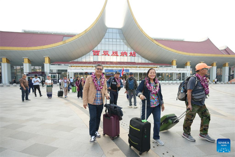 Erste ASEAN-Reisegruppe reist ohne Visum nach Xishuangbanna