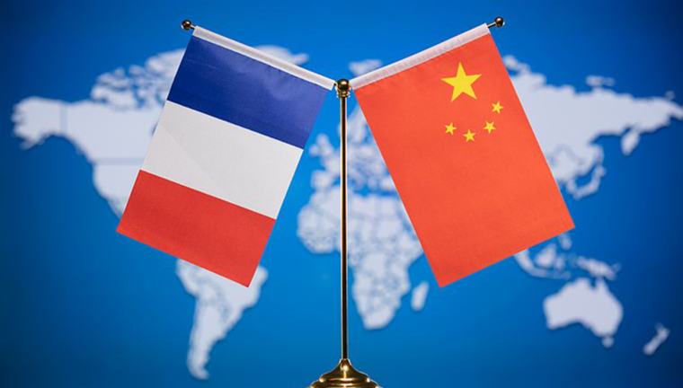 Xi Jinping führt Telefongespräch mit Emmanuel Macron                    Der chinesische Staatspräsident Xi Jinping hat am Donnerstag China und Frankreich aufgefordert, zuverlässige Kräfte für die Aufrechterhaltung der internationalen Ordnung, offene Kräfte für die Förderung des globalen Wachstums und fortschrittliche Kräfte für die Steuerung der multilateralen Zusammenarbeit zu sein.
