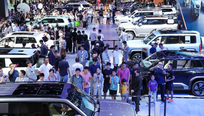 China startet Werbekampagnen zur NEV-Nutzung in ländlichen Regionen                    China wird die Nutzung von Neuen Energie-Fahrzeugen (New Energy Vehicle, NEV) in den ländlichen Regionen des Landes erhöhen, indem das Land die Bemühungen zur Verbesserung des unterstützenden Umfelds für deren Gebrauch beschleunigt.