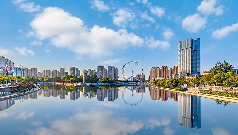 Eröffnung der weltweit größten KI-Datenfabrik in Tianjin                    Die weltweit größte KI-Datenfabrik, die Super Embodied Intelligence Data (Super EID) Factory von Pacini Perception Technology, wurde am Dienstag in Tianjin offiziell eröffnet.