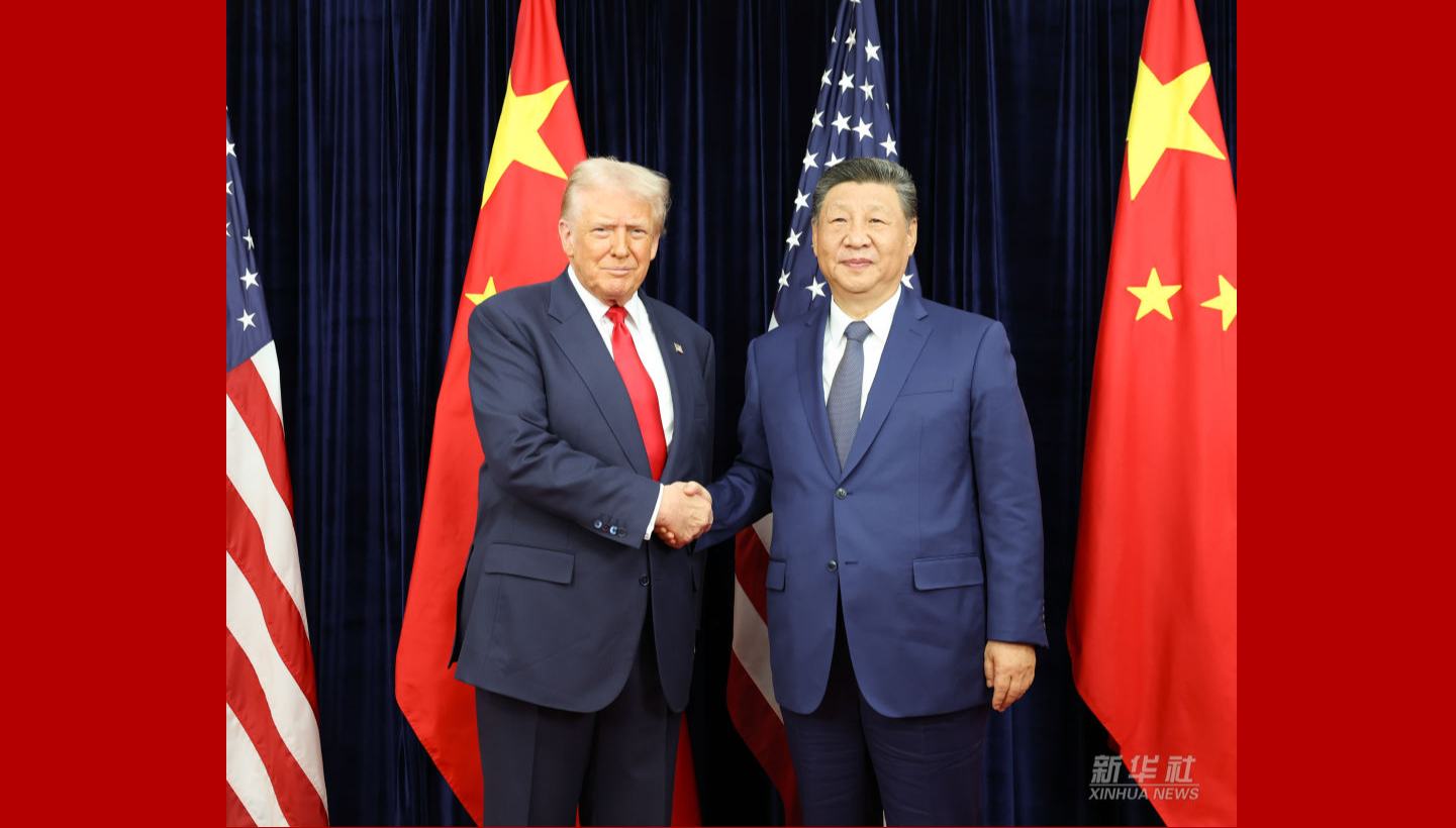Xi Jinping und Trump führen Gespräch in Busan                    Der chinesische Staatspräsident Xi Jinping und US-Präsident Donald Trump haben sich am Donnerstag im südkoreanischen Busan getroffen.