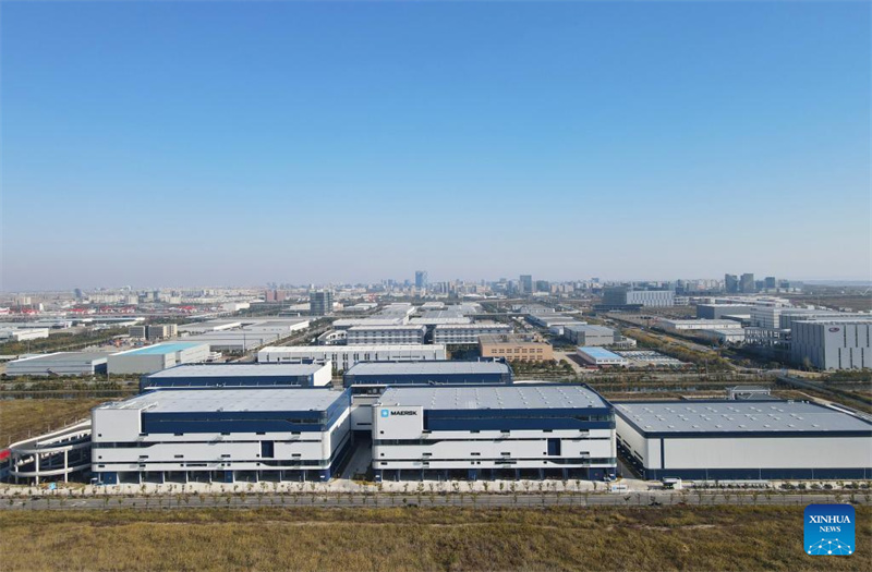 Maersk Lingang Flagship-Logistikzentrum geht in Betrieb