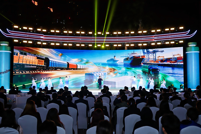 Die Veranstaltung „Einkauf in China (Guangxi Station) und Seidenstraßen-E-Commerce-Karneval Guangxi” fand statt