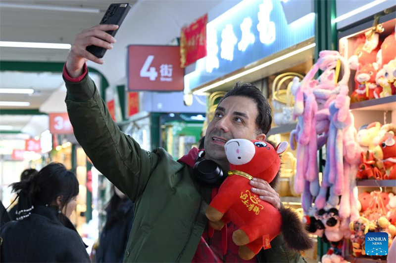 Plüschpferd wird zum Internet-Hit und sorgt für steigende Auftragseingänge in Yiwu