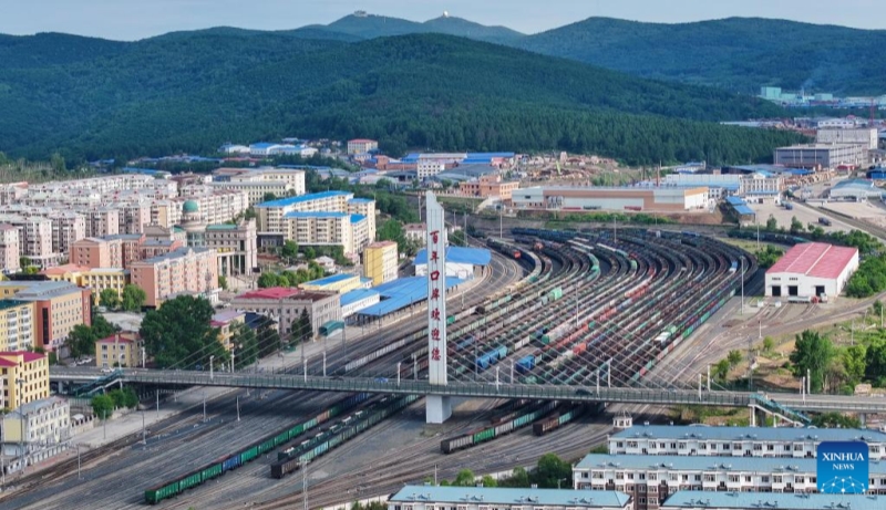 Östlicher Korridor des Güterzugnetzes zwischen China und Europa verzeichnet über 40.000 Fahrten