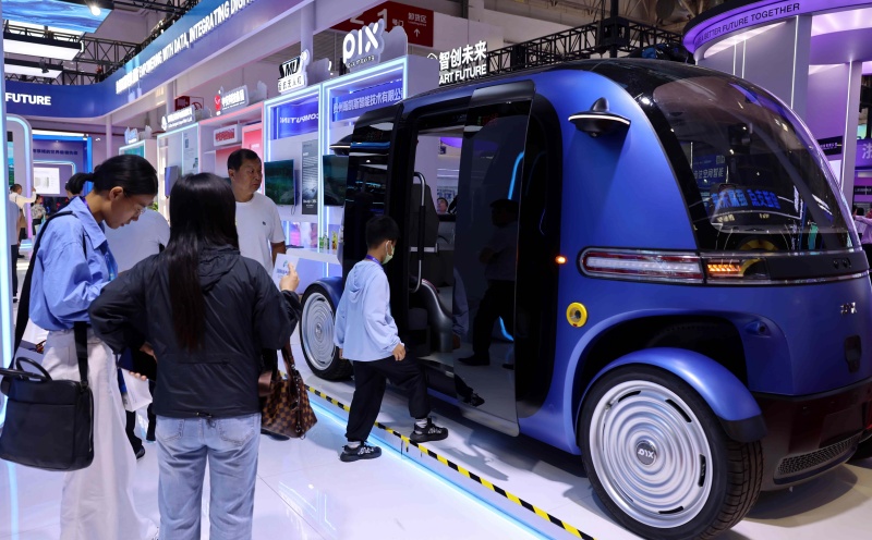 Riesiger Andrang am ersten öffentlichen Tag der China International Supply Chain Expo