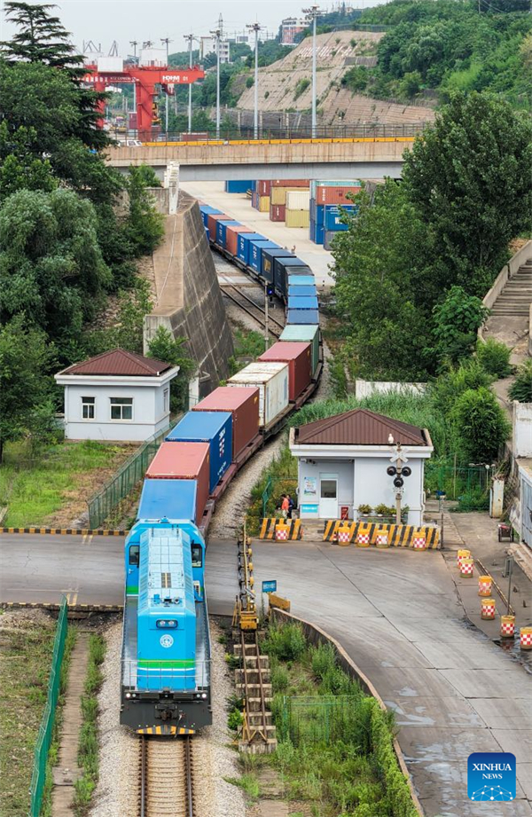China-Kasachstan-Logistikkooperationszentrum wickelt 8.000. internationalen Güterzug ab
