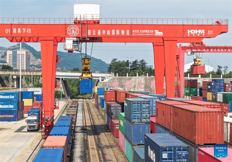 China-Kasachstan-Logistikkooperationszentrum wickelt 8.000. internationalen Güterzug ab