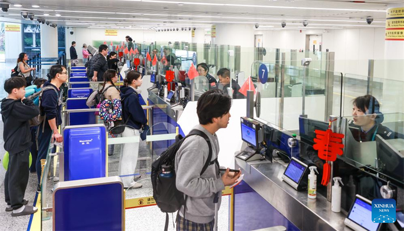 Hainan verzeichnet zum Frühlingsfest Anstieg der Ein- und Ausreisen