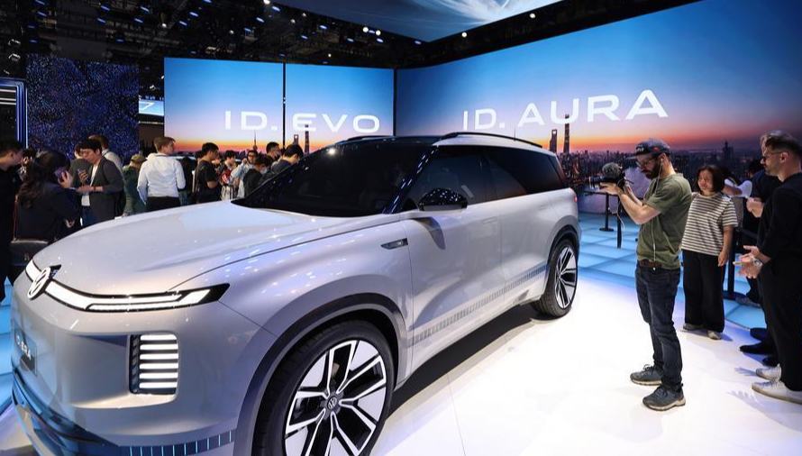 Die Zusammenarbeit zwischen China und Deutschland ist eine Säule der Stabilität in einer unsicheren Welt                    Der deutsche Bundeskanzler Friedrich Merz stattet China am Mittwoch seinen ersten offiziellen Besuch ab.