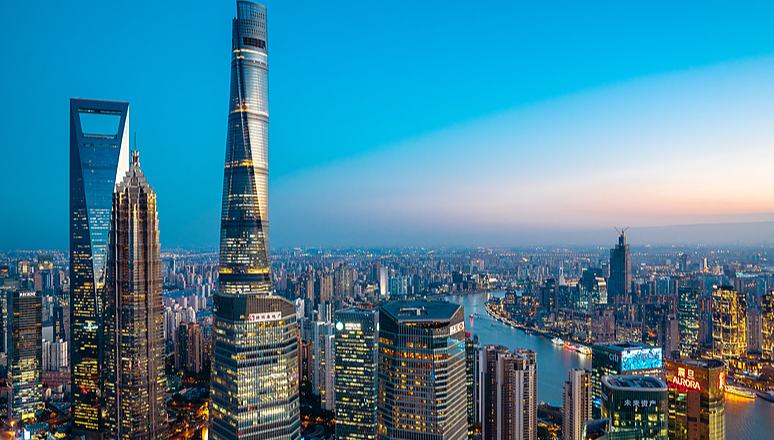 China stellt neue Projekte mit ausländischer Beteiligung vor                    China hat eine neue Liste mit 13 großen Projekten mit ausländischer Beteiligung und einem geplanten Investitionsvolumen von 13,4 Milliarden US-Dollar veröffentlicht. Dies teilte die oberste Wirtschaftsplanungsbehörde des Landes am Mittwoch mit.