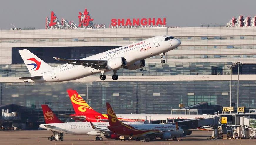 Mehr internationale Flüge für Sommer-Herbst in China geplant                    Chinas zivile Luftfahrtbranche hat am Sonntag die neuen Flugpläne für die Sommer-Herbst-Saison eingeführt. Laut der chinesischen Zivilluftfahrtbehörde (CAAC) steigt das internationale Flugangebot im Vergleich zum Vorjahr um 1,8 Prozent.