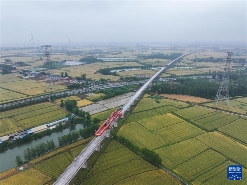 Brückenbau im Huai’an-Abschnitt der Neubaustrecke Nanjing–Huai’an abgeschlossen