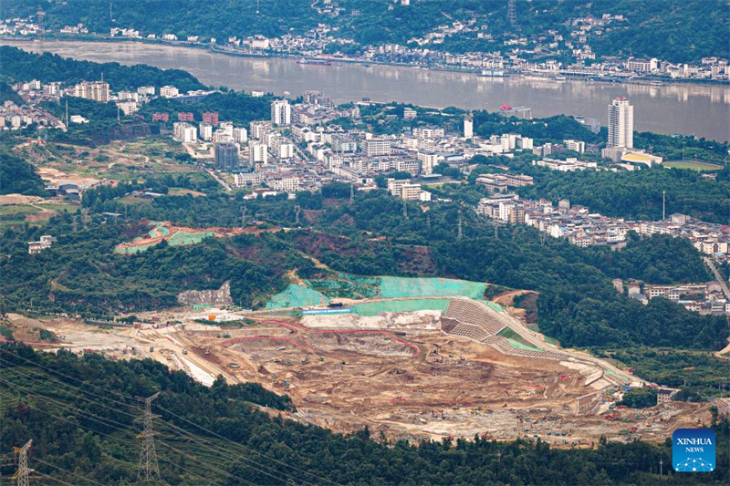 China startet Mega-Wasserstraßenprojekt am drittlängsten Fluss der Welt