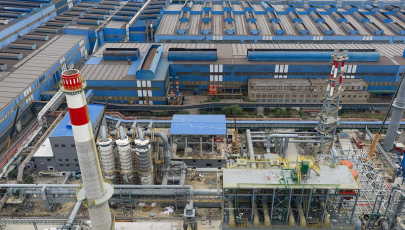 China startet dreijährige Initiative zur Senkung des Energieverbrauchs und der CO₂-Emissionen in Schlüsselindustrien                    Die Nationale Entwicklungs- und Reformkommission (NDRC), oberste Wirtschaftsplanungsbehörde Chinas, teilte am Montag mit, das Land habe einen auf drei Jahre angelegten Aktionsplan auf den Weg gebracht, um den Energieverbrauch und den CO₂-Ausstoß in Schlüsselindustrien schneller zu senken.