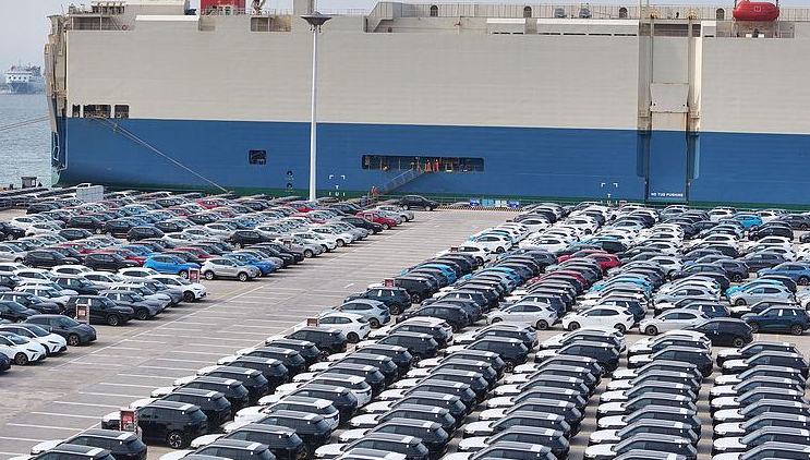 Chinesische Autoverkäufe in Europa übertreffen erstmals japanische Marken                    Branchenangaben zufolge haben die Verkäufe chinesischer Pkw in Europa im Mai erstmals die der japanischen Automobilhersteller übertroffen.
