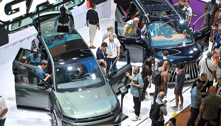 Steigendes Kundeninteresse: Chinesische Autohersteller begeistern Europäer                    Nach einer aktuellen Umfrage sind mittlerweile 55 Prozent der befragten Europäer bereit, ein Auto einer chinesischen Marke zu kaufen, gegenüber 43 Prozent vor zwei Jahren.