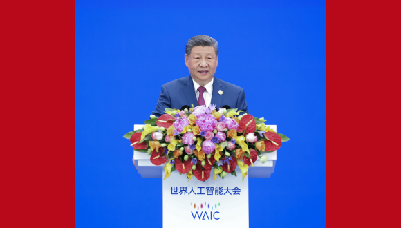 Xi Jinping stellt vier Vorschläge zur Entwicklung und Regulierung der Künstlichen Intelligenz vor                    Die Welt befindet sich in einer beispiellos dynamischen Phase technologischer Innovationen im Bereich der Künstlichen Intelligenz (KI), die enorme Chancen eröffnet, zugleich jedoch neue Herausforderungen für ihre Regulierung mit sich bringt.