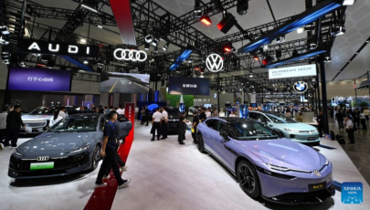 World New Energy Vehicle Congress 2026 in Hainan eröffnet                    Am 22. September fand während des World New Energy Vehicle Congress 2026 in Haikou in der südchinesischen Provinz Hainan das Deutsch-Chinesische Forum für Zusammenarbeit und Entwicklung von NEVs statt. Am Dienstag wurde hier der World New Energy Vehicle Congress (WNEVC) 2026 eröffnet.
